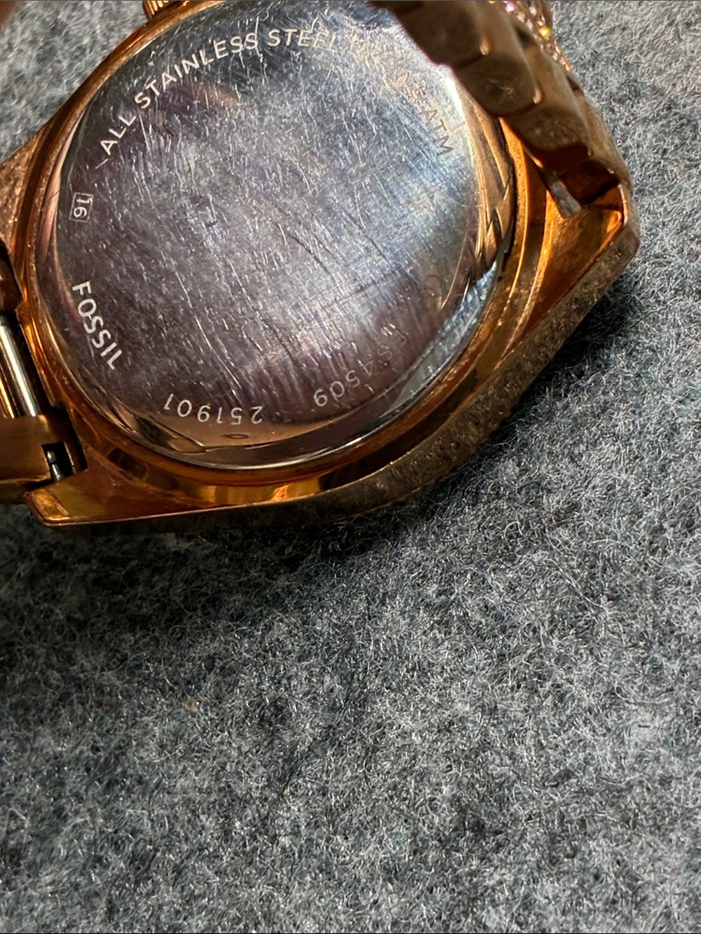 Fossil Rose Gold-Tone Crystal Link Watch (Battery’s dead) - Picture 3 of 3